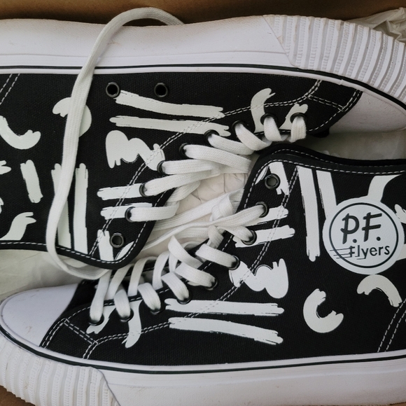 PF Flyers - Picture 1 of 5